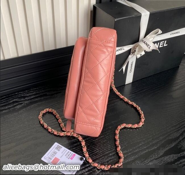 Super Quality Chanel Shiny Crumpled Lambskin Clutch with Chain AP4348 Pink 2024