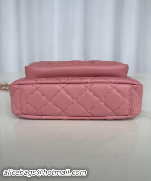 Promotional Chanel Shiny Crumpled Lambskin Clutch with Chain AP4349 Light Pink 2024