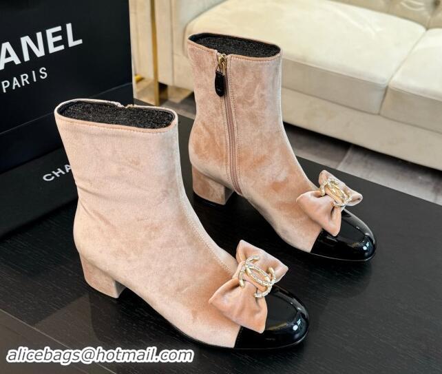 Sophisticated Chanel Velvet Heel Ankle Boots with Strass CC Bow Peachy Pink 1121020