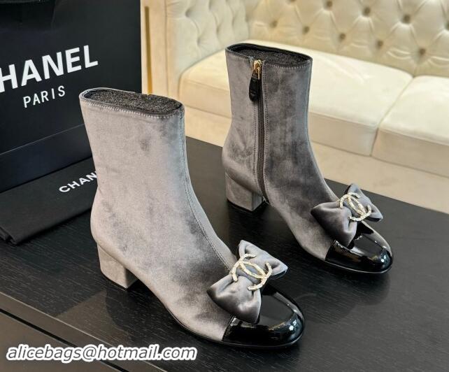 Stylish Chanel Velvet Heel Ankle Boots with Strass CC Bow Grey 121022