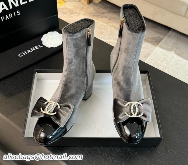 Stylish Chanel Velvet Heel Ankle Boots with Strass CC Bow Grey 121022