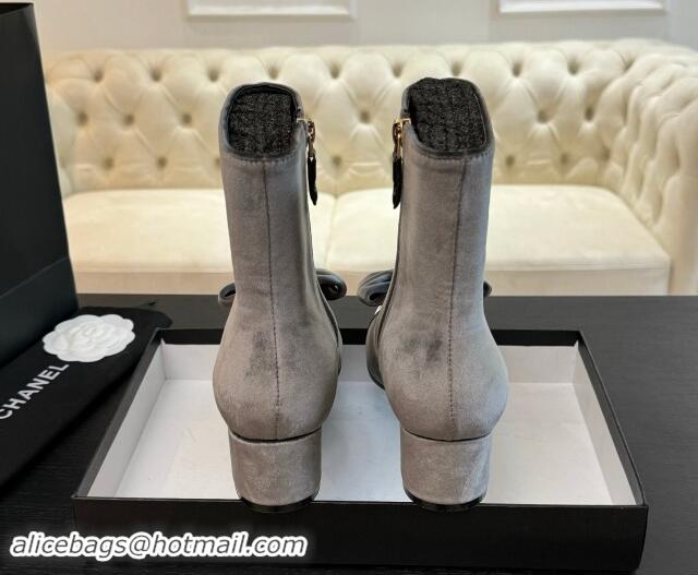 Stylish Chanel Velvet Heel Ankle Boots with Strass CC Bow Grey 121022