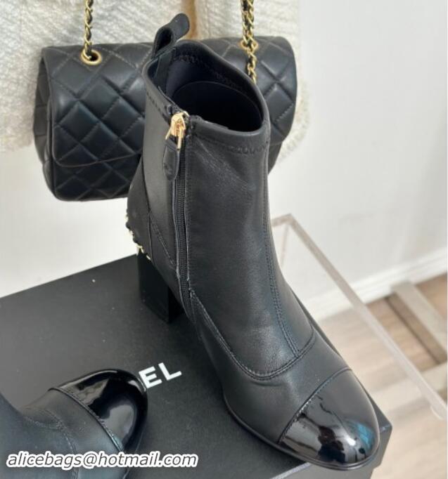 Luxurious Chanel Calfskin Ankle Boots 8.5cm with Chain Black  1121042