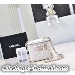 Top Grade Chanel Lambskin Clutch with Chain AP4302 White 2024