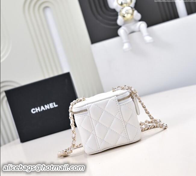 Top Grade Chanel Lambskin Clutch with Chain AP4302 White 2024