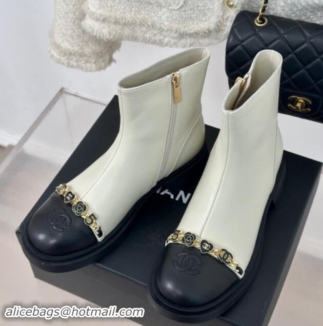 Unique Style Chanel Lambskin Ankle Boots 4cm with Charm Strap White 1121053