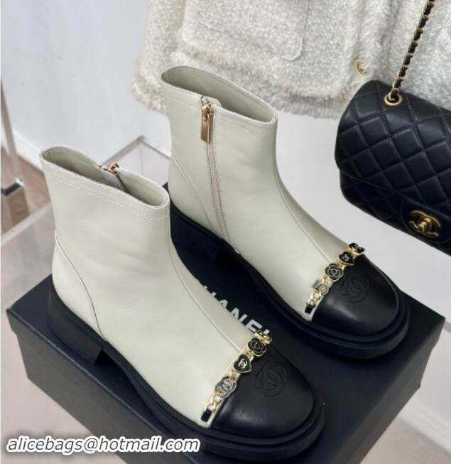 Unique Style Chanel Lambskin Ankle Boots 4cm with Charm Strap White 1121053