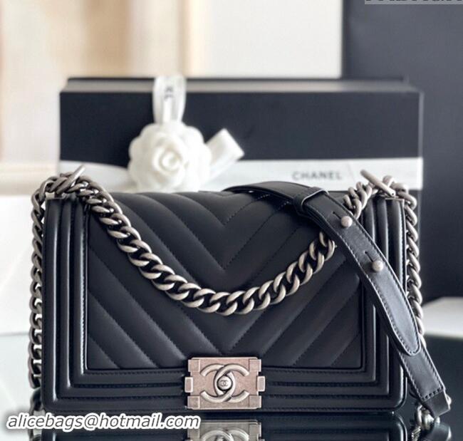 Luxury Cheap Chanel Original Calfskin Leather Chevron Medium Boy Flap Bag AS2631 Black/Silver 2023 Top Quality