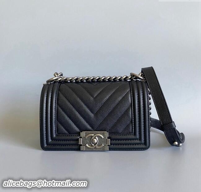 New Fashion Chanel Chevron Grained Calfskin Small Classic Le Boy Flap Bag A67085 Black/Aged Silver