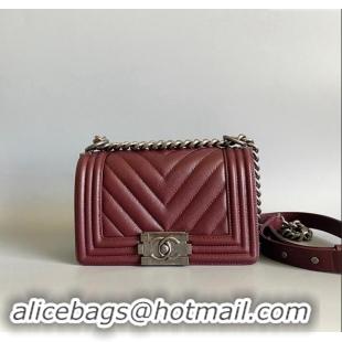 Top Grade Chanel Chevron Grained Calfskin Small Classic Le Boy Flap Bag A67085 Burgundy/Aged Silver