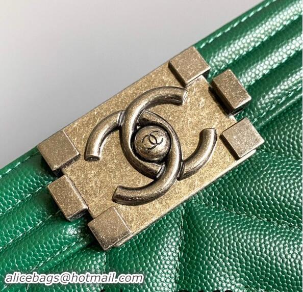 Luxury Discount Chanel Chevron Grained Calfskin Small Classic Le Boy Flap Bag A67085 Green