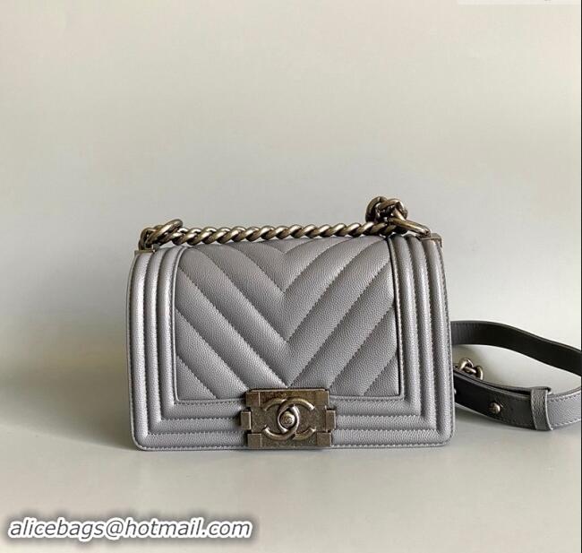 Top Grade Chanel Chevron Grained Calfskin Small Classic Le Boy Flap Bag A67085 Grey/Aged Silver