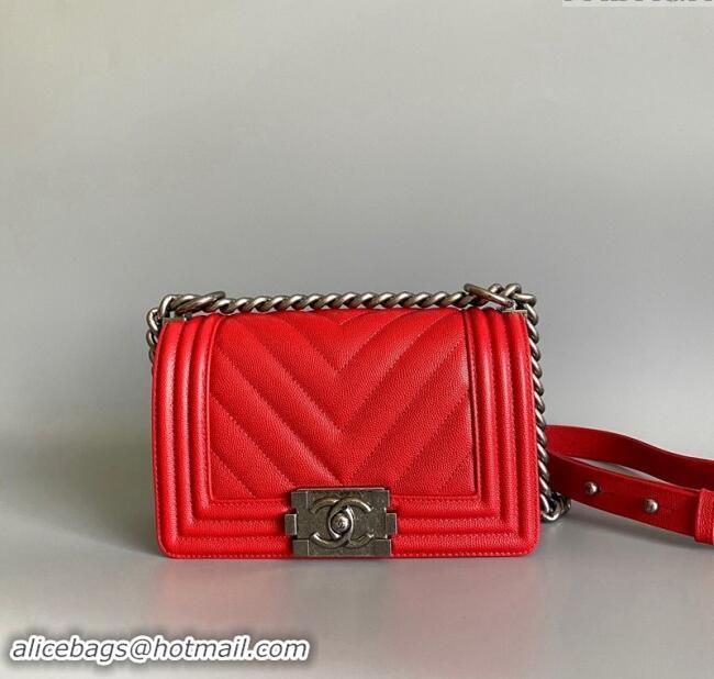 Top Grade Chanel Chevron Grained Calfskin Small Classic Le Boy Flap Bag A67085 Red/Aged Silver