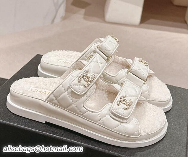 Good Quality Chanel Quilted Calfskin & Shearling Wool Flat Slides Sandal with Chain CC White 121144