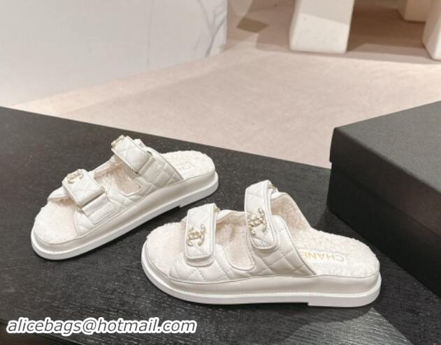 Good Quality Chanel Quilted Calfskin & Shearling Wool Flat Slides Sandal with Chain CC White 121144