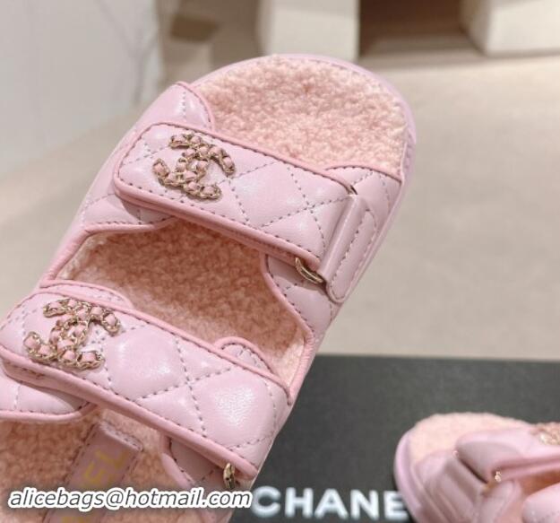 Good Quality Chanel Quilted Calfskin & Shearling Wool Flat Slides Sandal with Chain CC Light Pink 1121153