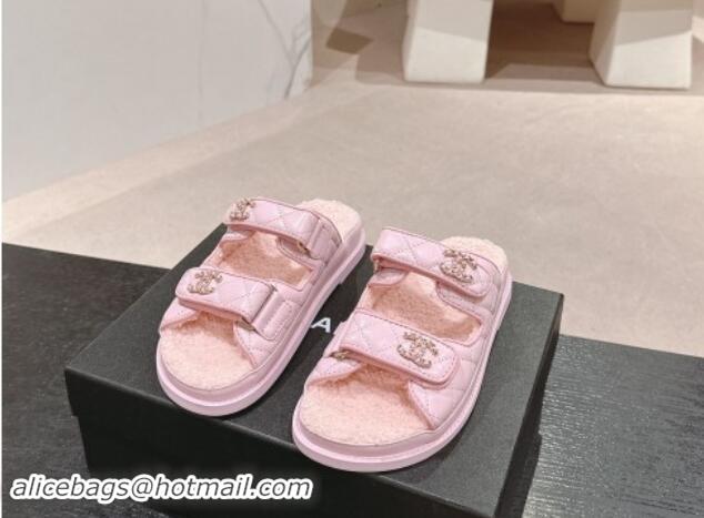 Good Quality Chanel Quilted Calfskin & Shearling Wool Flat Slides Sandal with Chain CC Light Pink 1121153