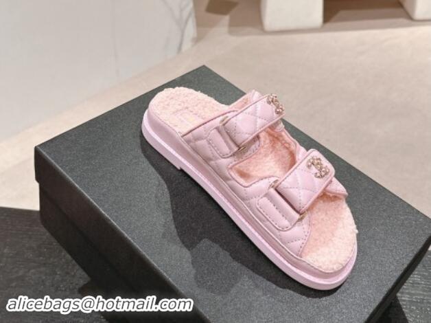 Good Quality Chanel Quilted Calfskin & Shearling Wool Flat Slides Sandal with Chain CC Light Pink 1121153