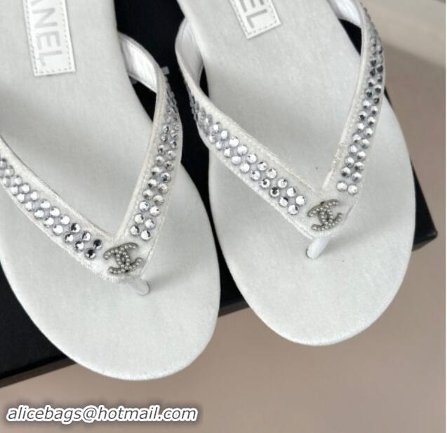 Grade Chanel Velvet Flat Thongs Sandal with Strass G46205 White 1121184