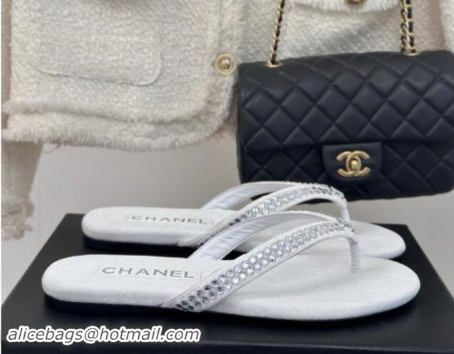 Grade Chanel Velvet Flat Thongs Sandal with Strass G46205 White 1121184