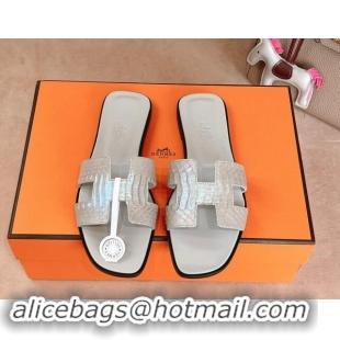 Trendy Design Hermes Classic Oran Flat Slides Sandal in Snakeskin Embossed Leather Light Grey 1008123