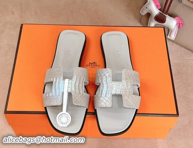 Trendy Design Hermes Classic Oran Flat Slides Sandal in Snakeskin Embossed Leather Light Grey 1008123