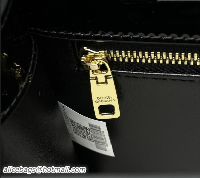 Famous Brand Dolce&Gabbana DG Patent Leather Crossbody Bag with Logo D6611 Black