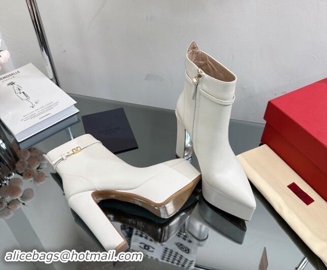 Luxurious Valentino Tan-Go Platform Ankle Boots 15.5cm in Calfskin Leather White 1118012