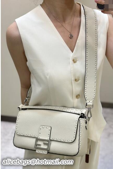 Famous Brand Fendi Regular Selleria Baguette bag with topstitches in Grained Calfskin 8610M White/Silver 2024