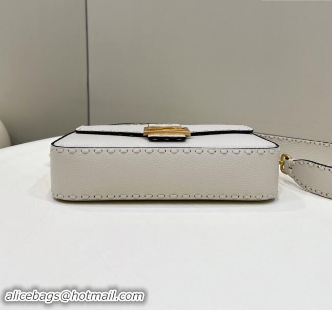 Market Sells Fendi Regular Selleria Baguette bag with topstitches in Grained Calfskin 8610M White/Gold 2024