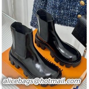 Big Discount Louis Vuitton LV Checker Ankle Chelsea Boots in Black Glazed Leather 1014120