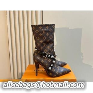 Sophisticated Louis Vuitton Monogram Canvas Ankle Boots with Studs Buckle 1015038