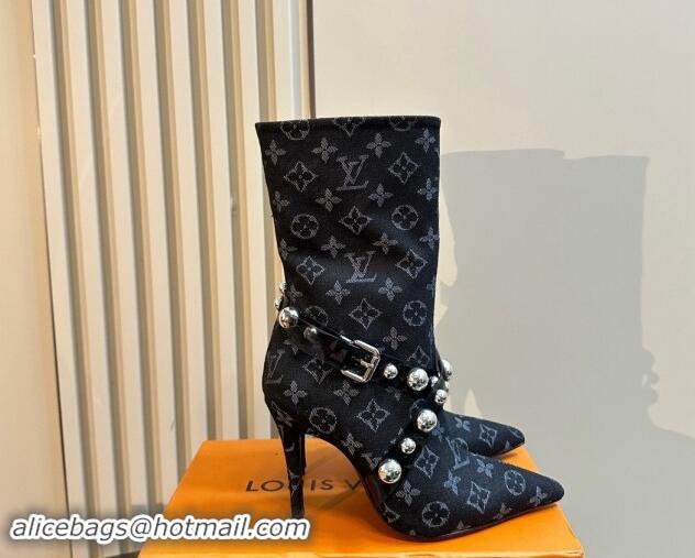 Stylish Louis Vuitton Black Denim Ankle Boots with Studs Buckle Black 1015039