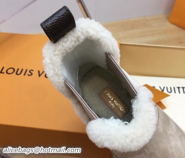 Fashion Louis Vuitton Aspen Chelsea Ankle Boots in Monogram Suede and Shearling Wool 1ADC7D Beige 1114074