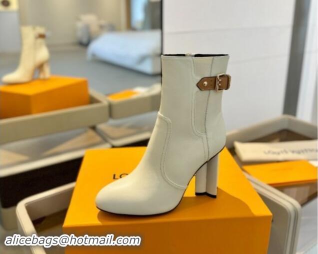 Luxurious Louis Vuitton Silhouette Ankle Boots 9.5cm with Buckle White 1114096