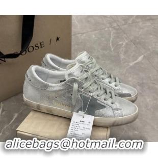 Good Looking Golden Goose Super-Star Sneakers in silver metallic leather with leather star and heel tab 1113002