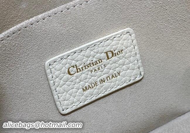 Famous Brand Dior Bobby East-West Bag in Grained Calfskin M9042 White 2024