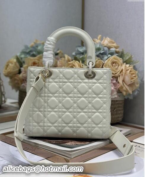 Buy Fashionable Dior Medium Lady Dior Bag in Cannage Lambskin with Letters Chain D2026 White 2024