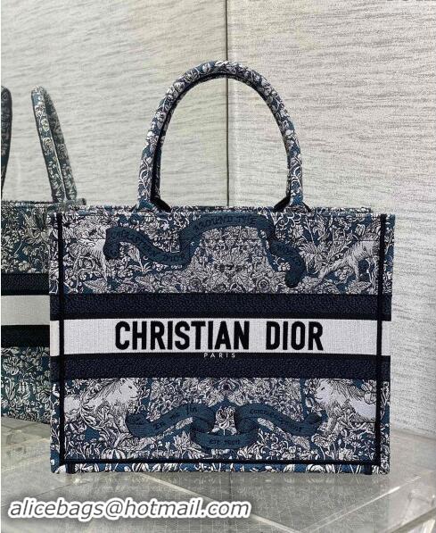 Good Taste Dior Medium Dior Book Tote bag in Blue Embroidery with White Dior Around the World Motif D2047 2024