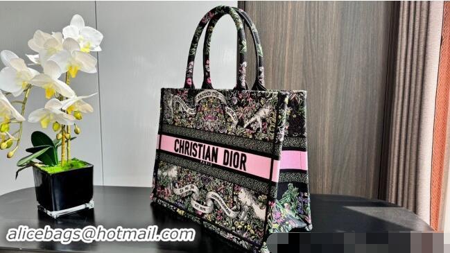 Famous Brand Dior Medium Dior Book Tote bag in Black Embroidery with Multicolor Dior Around the World Motif D2047 2024