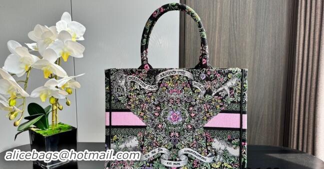 Famous Brand Dior Medium Dior Book Tote bag in Black Embroidery with Multicolor Dior Around the World Motif D2047 2024