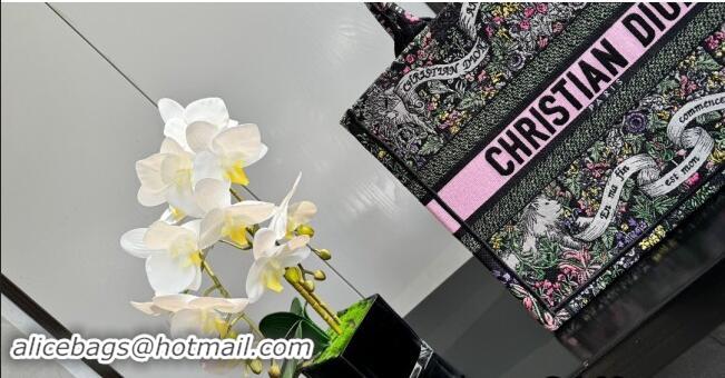 Famous Brand Dior Medium Dior Book Tote bag in Black Embroidery with Multicolor Dior Around the World Motif D2047 2024