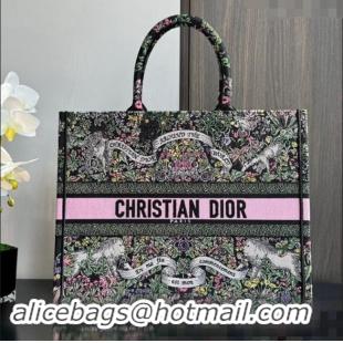 Luxurious Dior Large Dior Book Tote bag in Black Embroidery with Multicolor Dior Around the World Motif D2049 2024