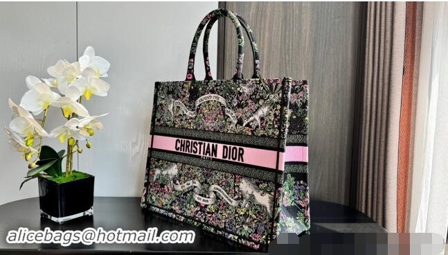 Luxurious Dior Large Dior Book Tote bag in Black Embroidery with Multicolor Dior Around the World Motif D2049 2024