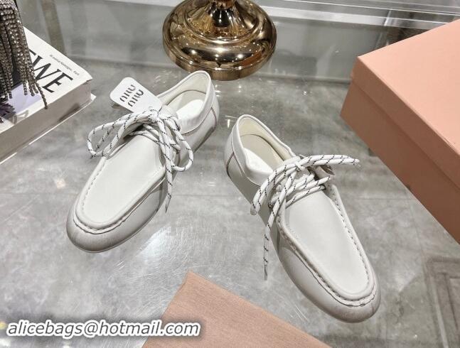 Pretty Style Miu Miu Leather Loafers with Lace and Wool Fur White 1114041