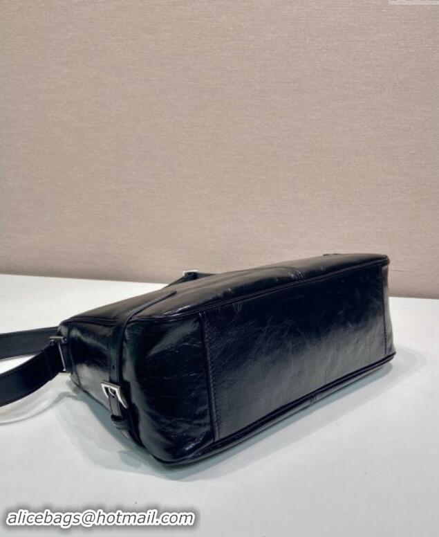 Best Price Prada Mens Oil Leather shoulder bag 2VH187 Black 2024