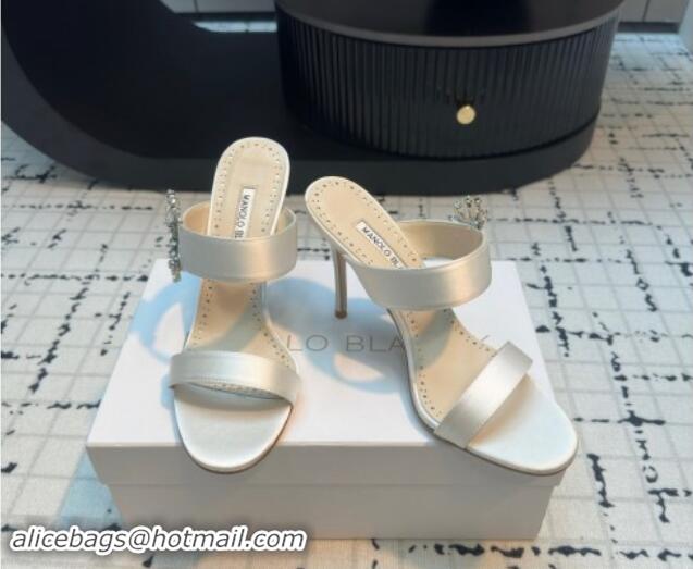 Stylish Manolo Blahnik Satin Slides Sandal 9cm with Strass Buckle White 1225004