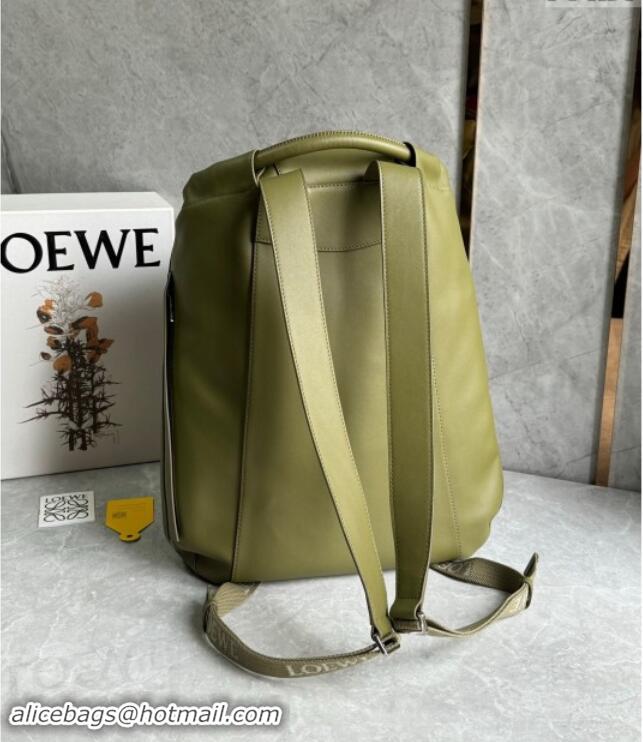 Shop Fashion Loewe Flamenco Backpack in Shiny Supple Calfskin D2416 Olive 2024 Top Quality