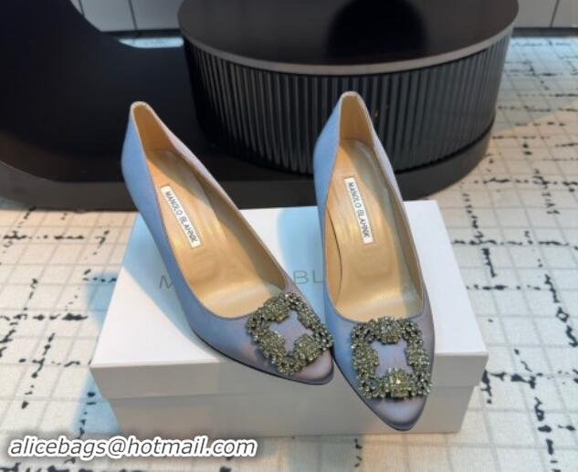 Stylish Manolo Blahnik Hangisi Satin Pumps 7cm with Strass Buckle Dusty Blue 1225009