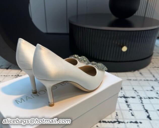 Stylish Manolo Blahnik Hangisi Satin Pumps 7cm with Strass Buckle White 1225013